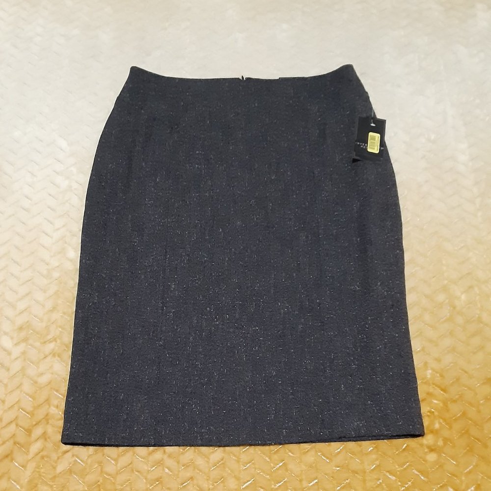 Women's Skirt by Investments Petites Size 8P. NWT.